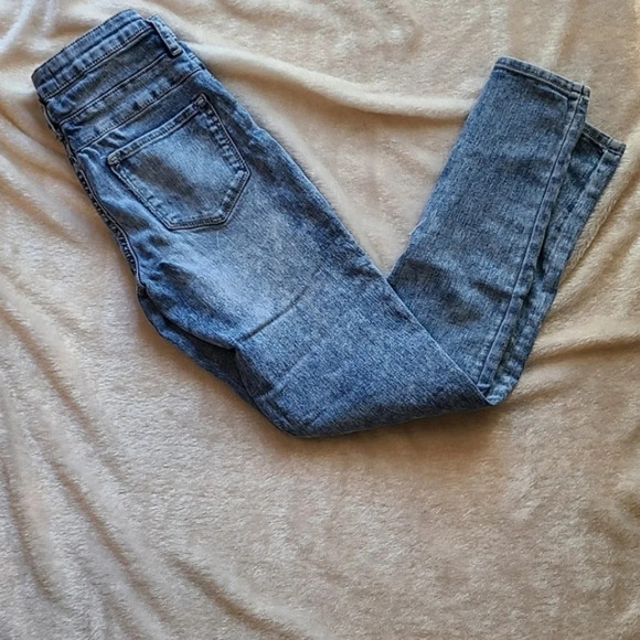 Acid  Wash Skinny High Rise jeans - Picture 5 of 8